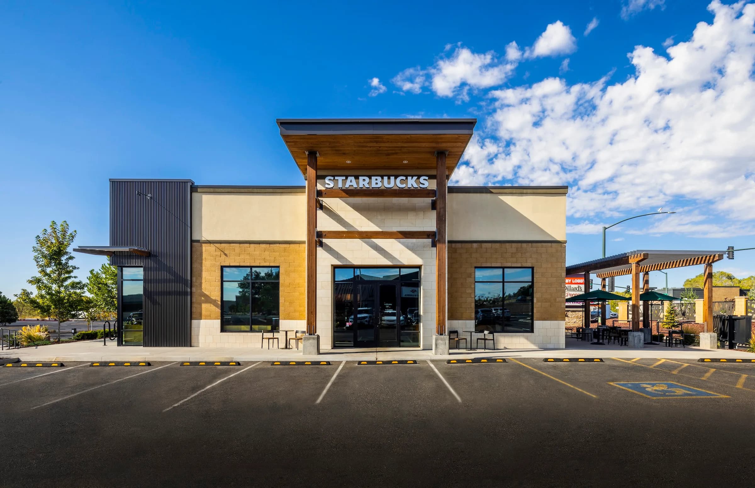 Flagstaff Mall - View 17