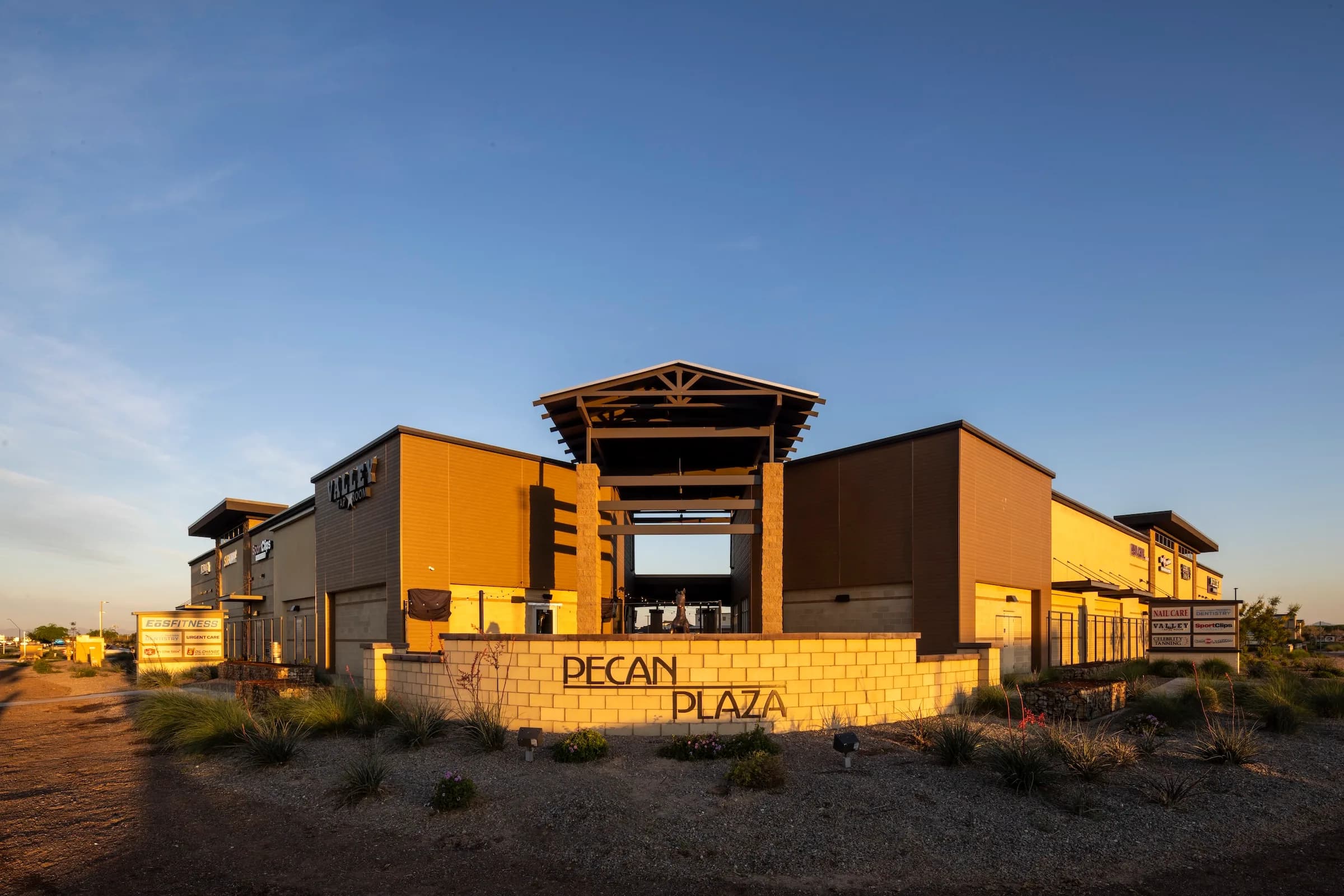 Hamra Jewelers interior lounge and meeting space