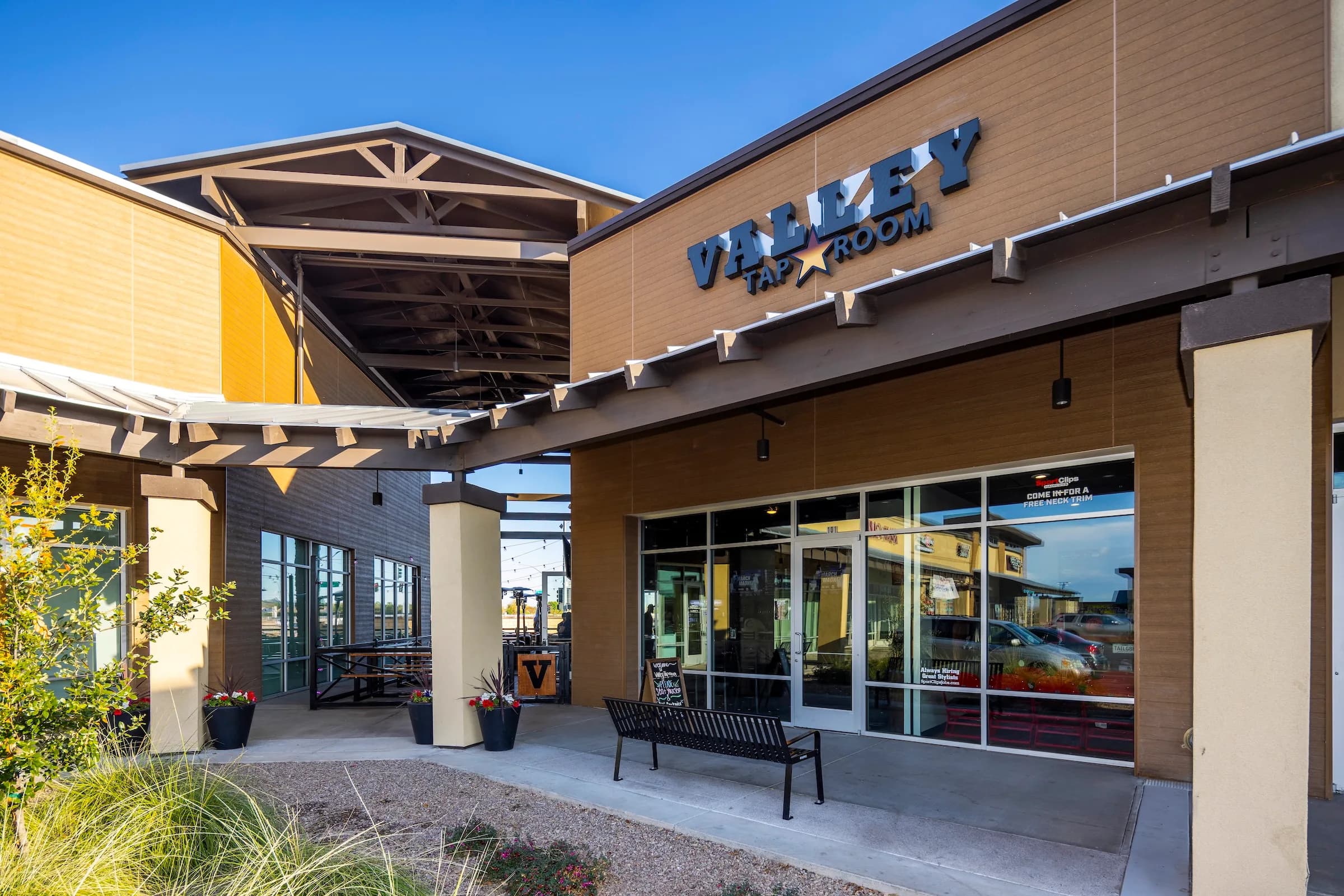 Pecan Plaza - View 5