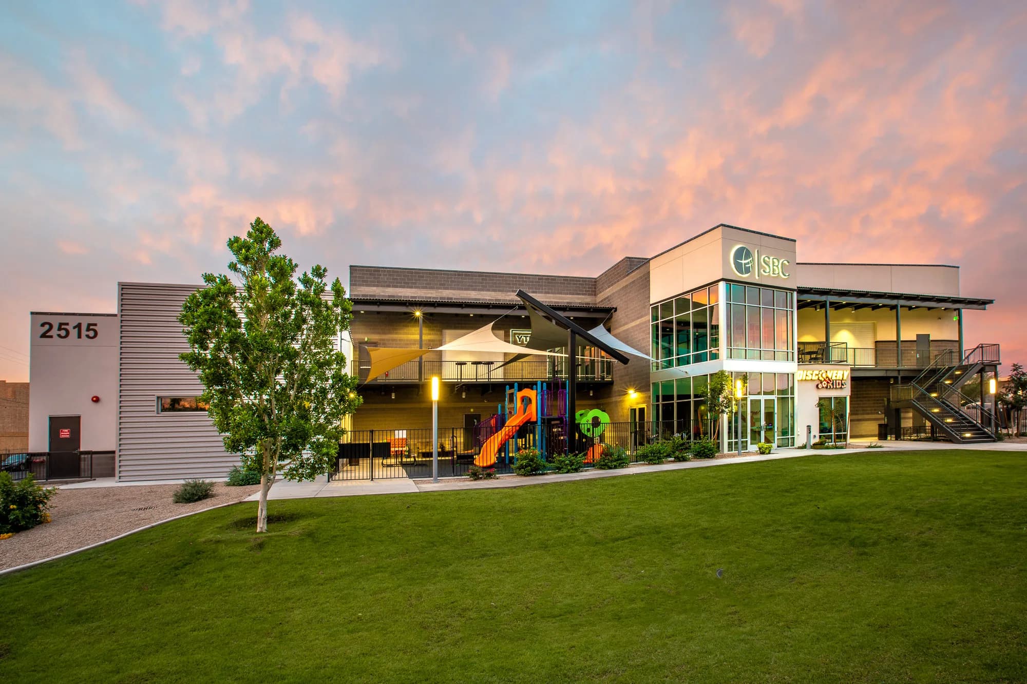 SBC Cactus Campus architectural detail